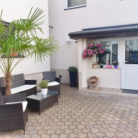Lägenhet Ferienwohnung, Freital, Cleaning Included Freital
